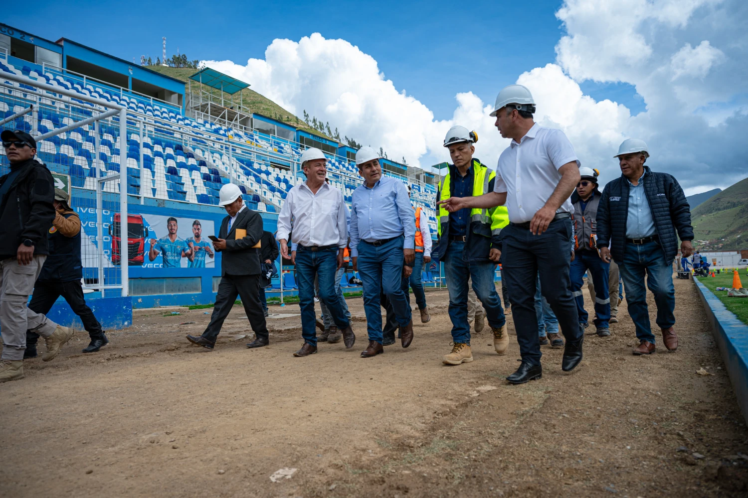 Iluminación moderna para el Unión Tarma