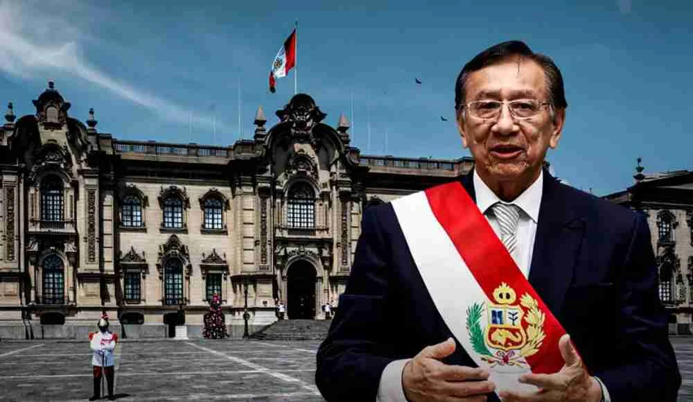 Balcázar llega a Palacio tras cerrada votación