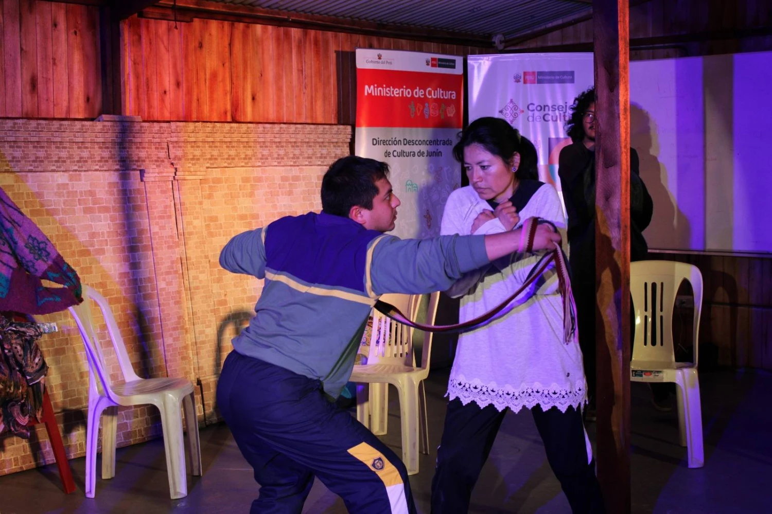 María Teresa Zúñiga impulsa teatro en Junín