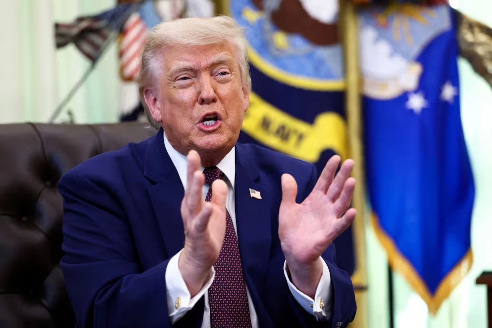 Trump anuncia represalias contra Irán tras derribo de helicóptero Apache estadounidense en el estrecho de Ormuz